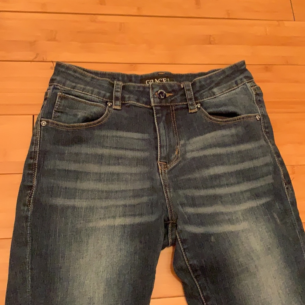 Grace Jeans - Ripped Bottom